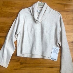 Lululemon ribbed funnel neck pullover